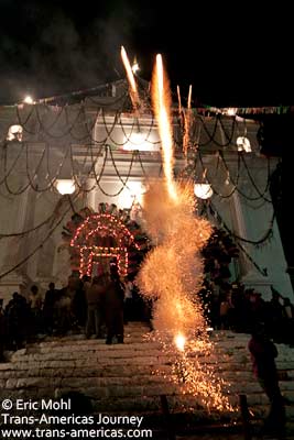 Chichcastenango_night-fireworks