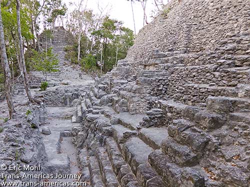 Mirador_La-Danta_top-temples