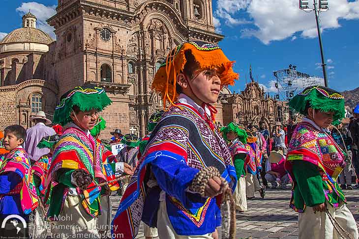 Cuzco fiestas dancing