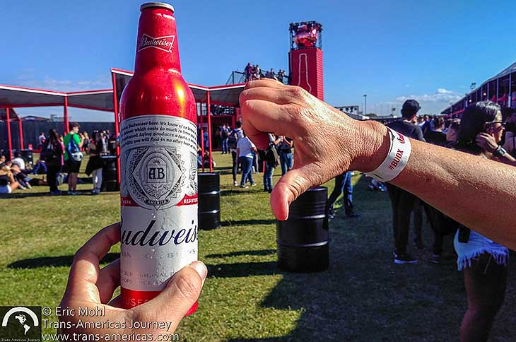 Lollapalooza Argentina Budweiser not beer